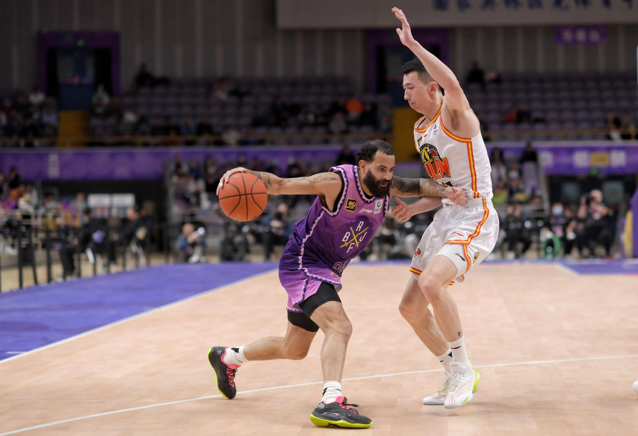 CBA常规赛清晨再迎强敌，比利亚雷亚尔防线松动，主帅态度——引发热议，细节决定成败的简单介绍-九游网站