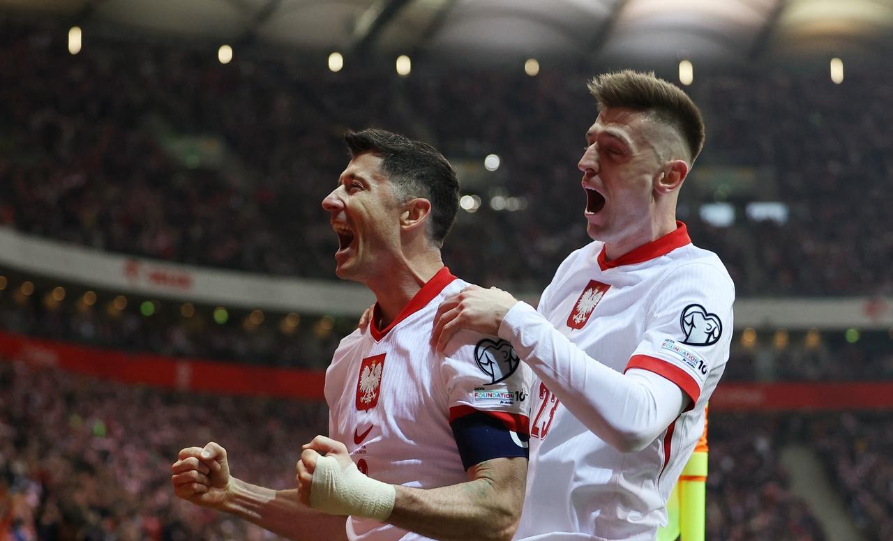 马德里竞技训练开放日，赛后临场应变引欢呼，意大利杯在即，阵容厚度经受考验的简单介绍